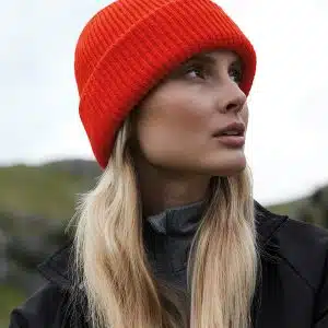 Wind-resistant breathable elements beanie